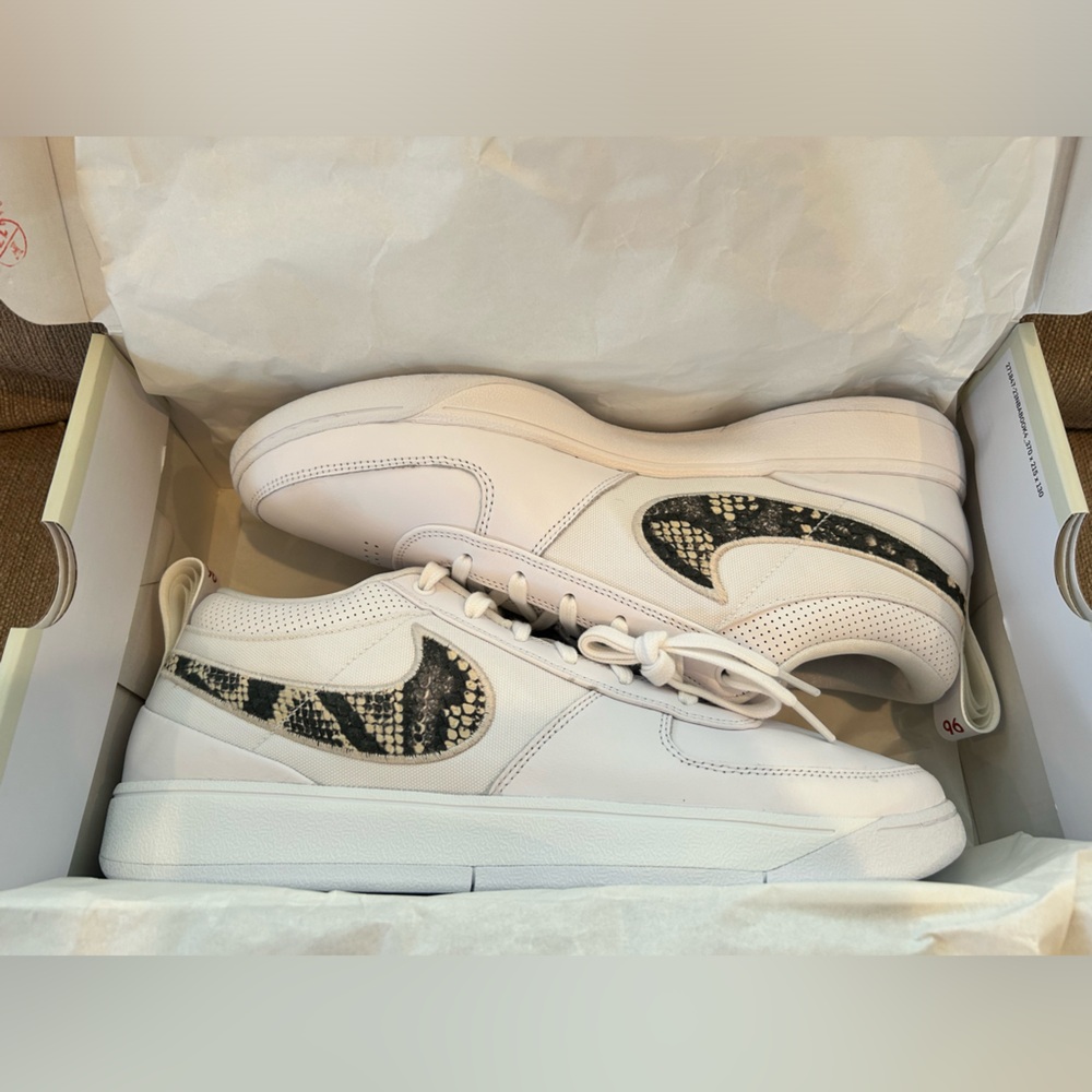 Book 1 "Rattlesnake" Basketball Shoes - NWB